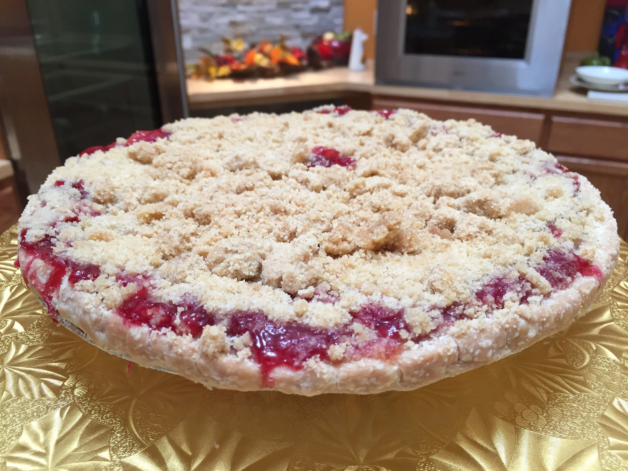 pie-cherry+crumb.JPG