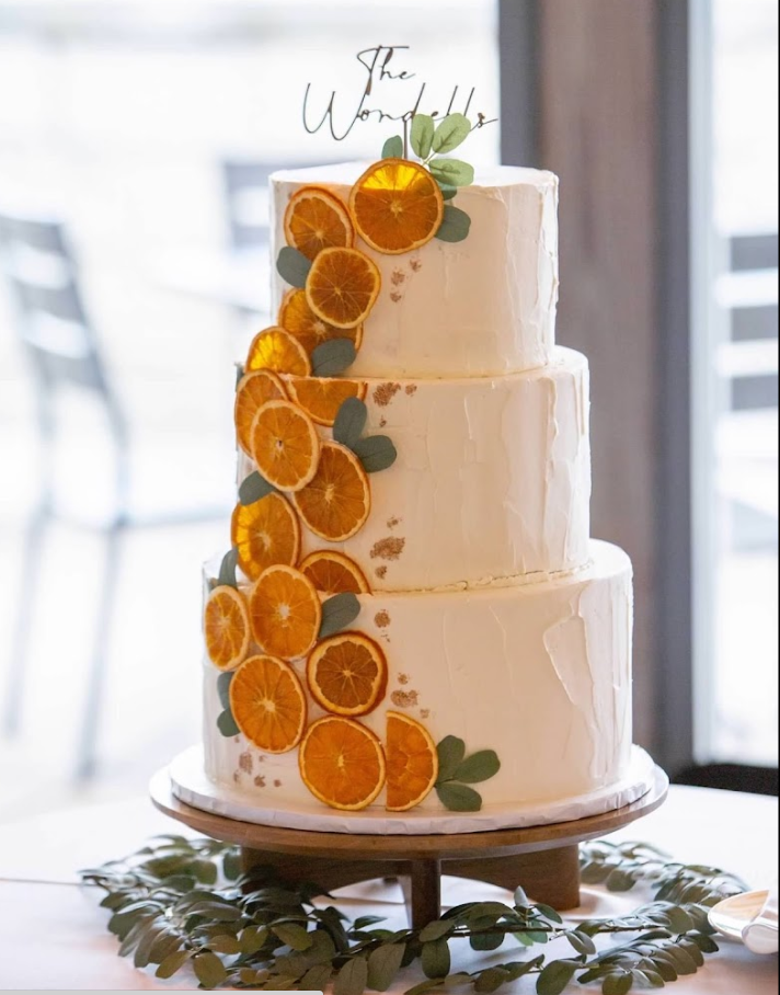 dehydrated orange slice wedding cake.png