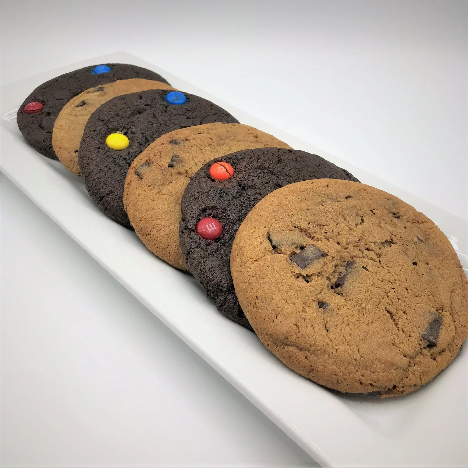 chocolate chip cookie plate.jpg