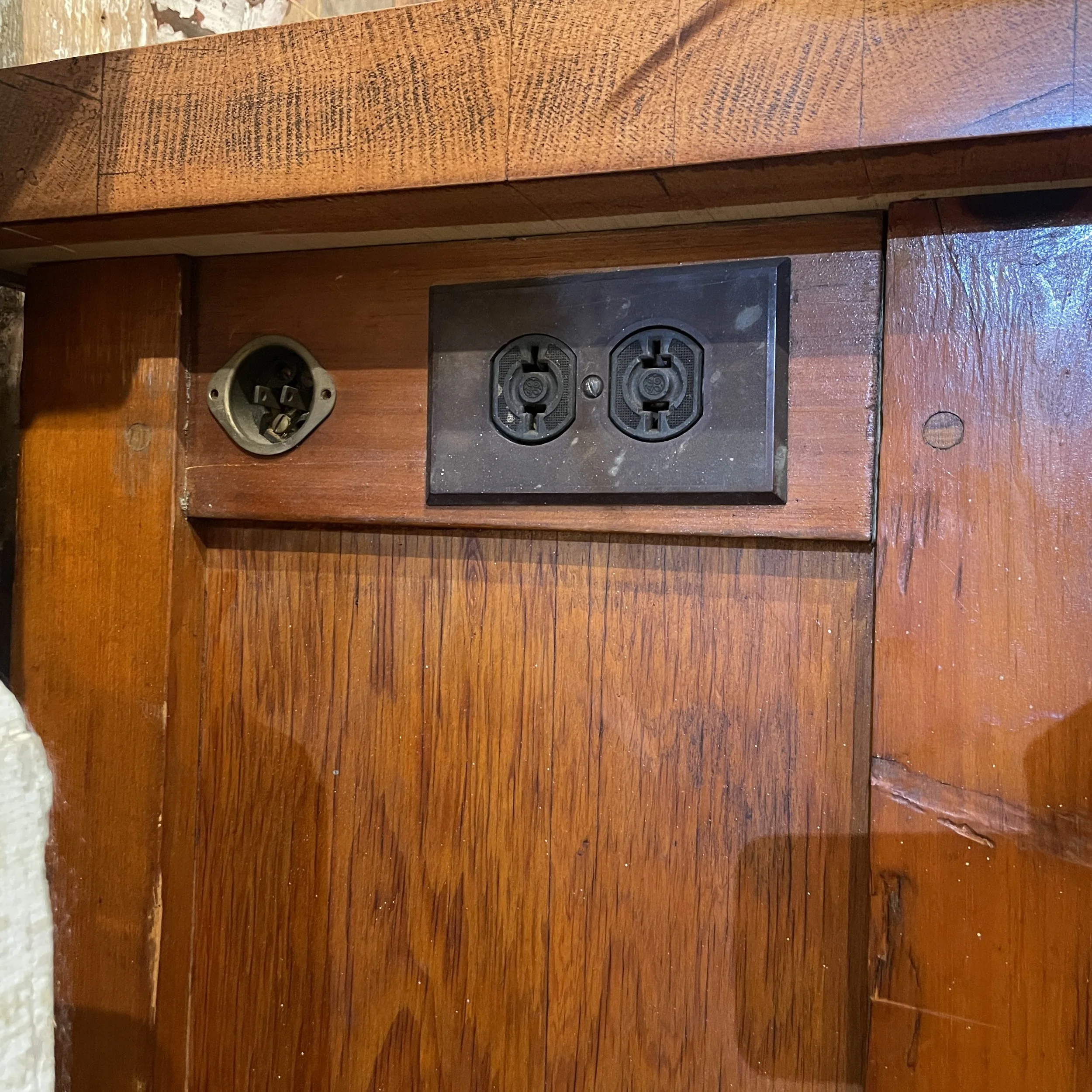 Chippy Ochre Mini Counter — Aurora Mills