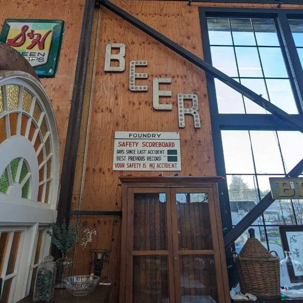 “BEER” Letters - Aurora Mills