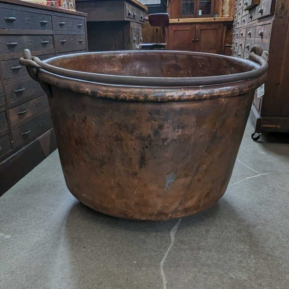 Rustic Oversized Copper Bucket - Aurora Mills