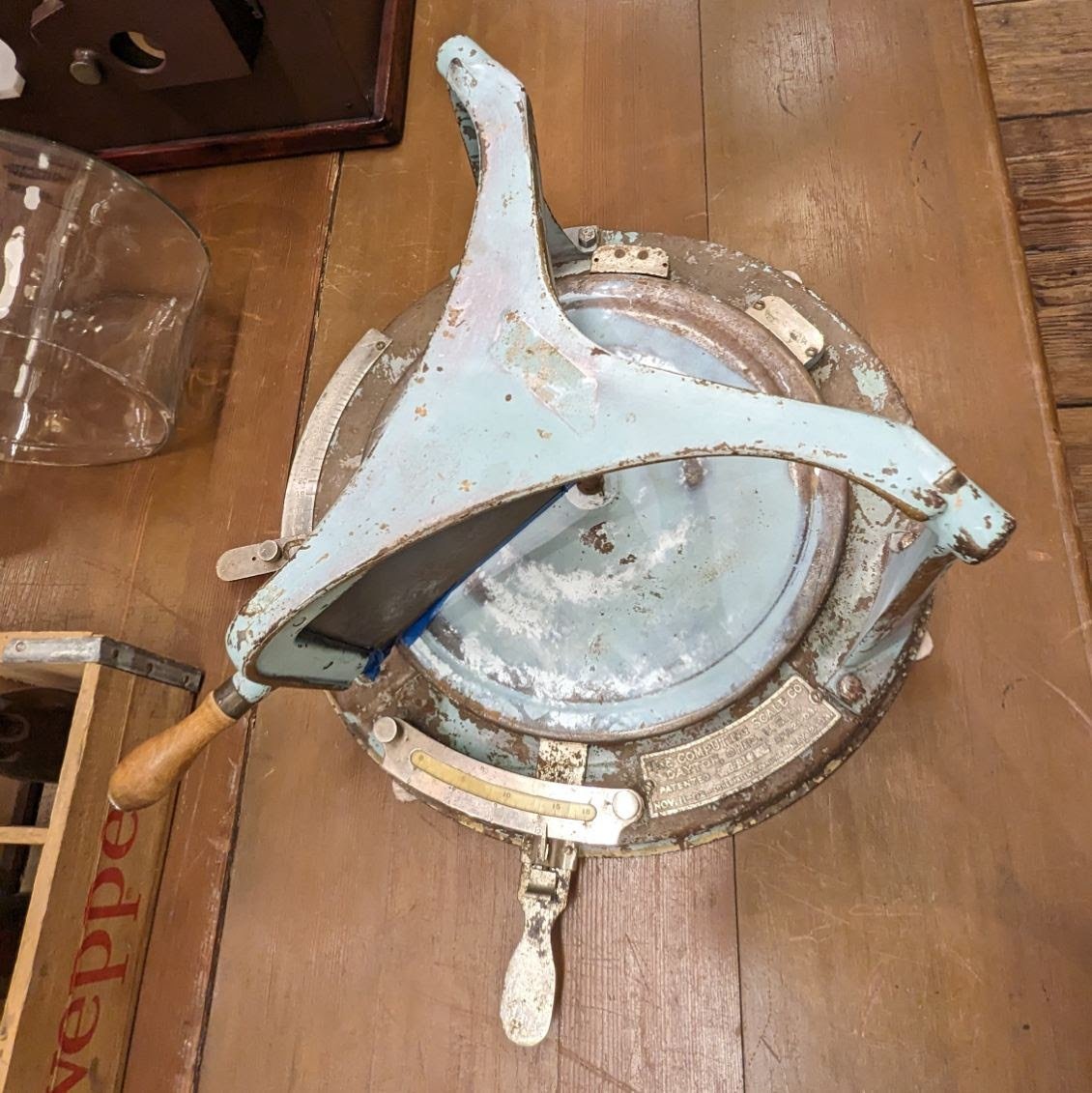 Computing Scale Co. Cheese Cutter - Aurora Mills