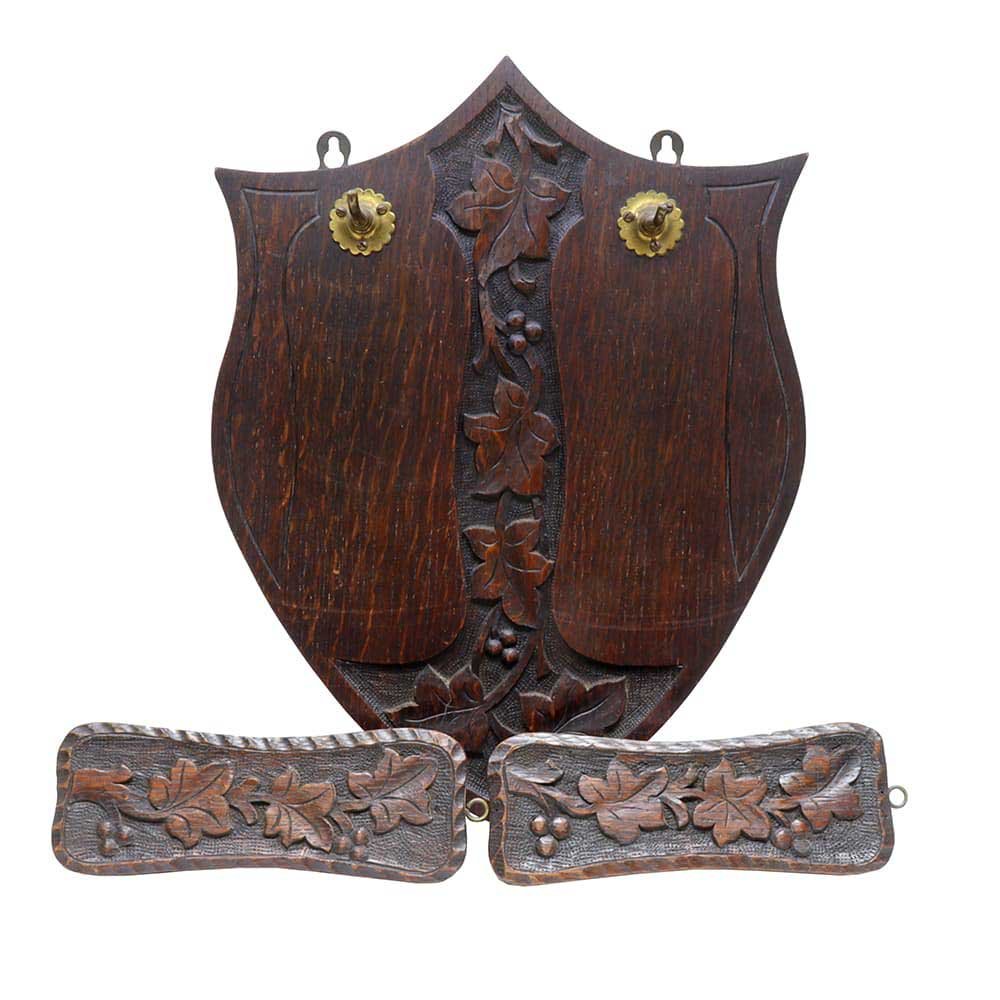 Carved English Clothing Brush Set - Aurora Mills