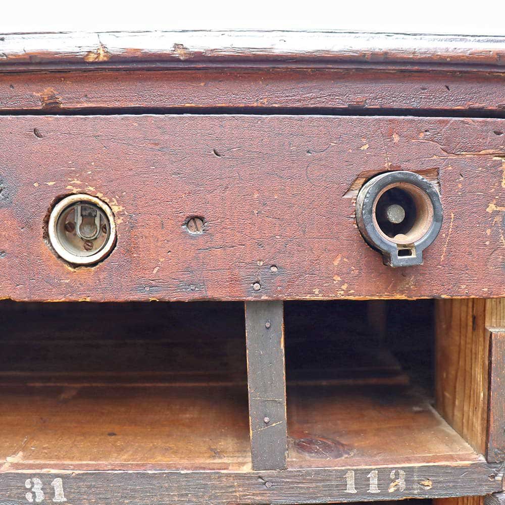 Beadboard Store Counter - Aurora Mills