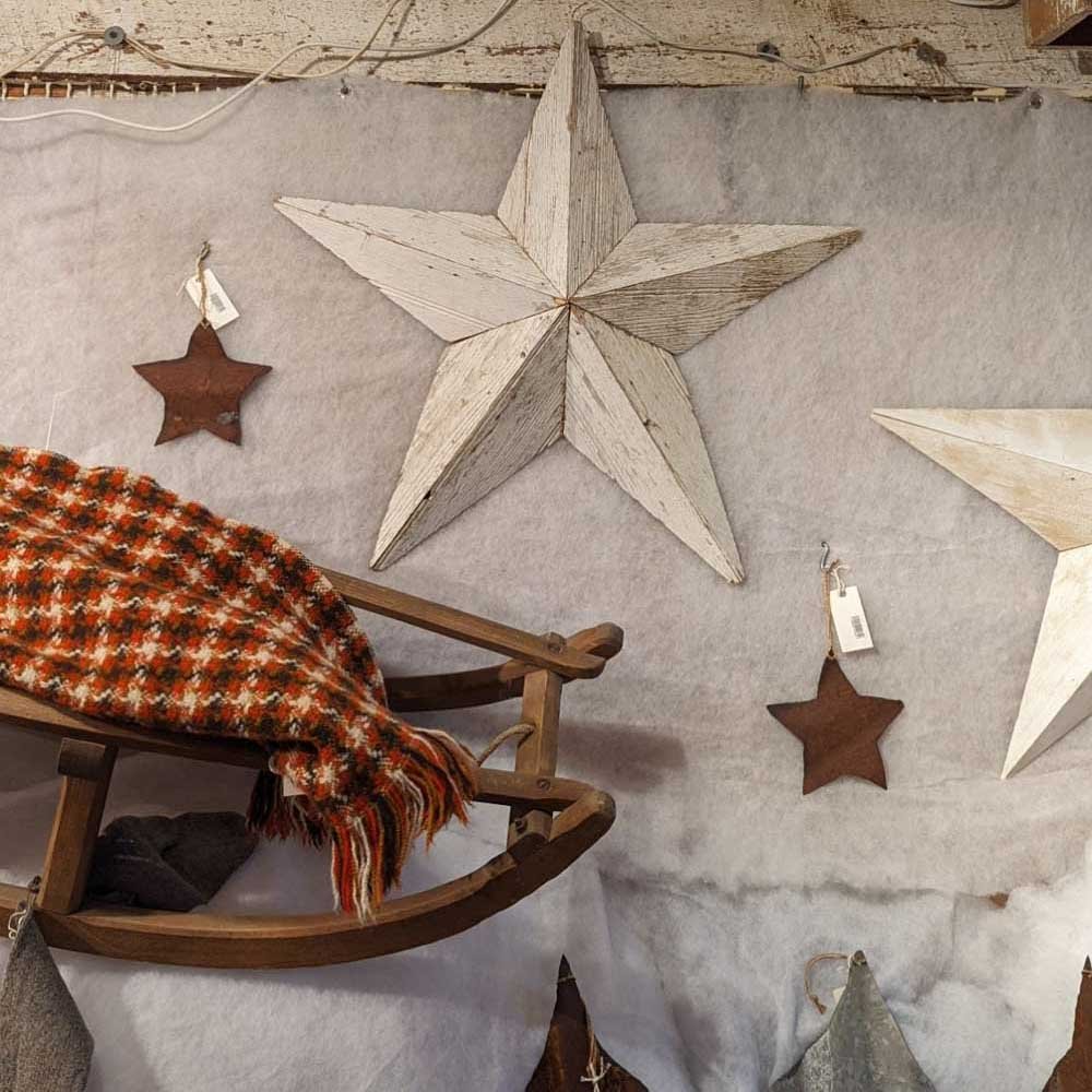 Salvaged Barn Wood Stars - Aurora Mills