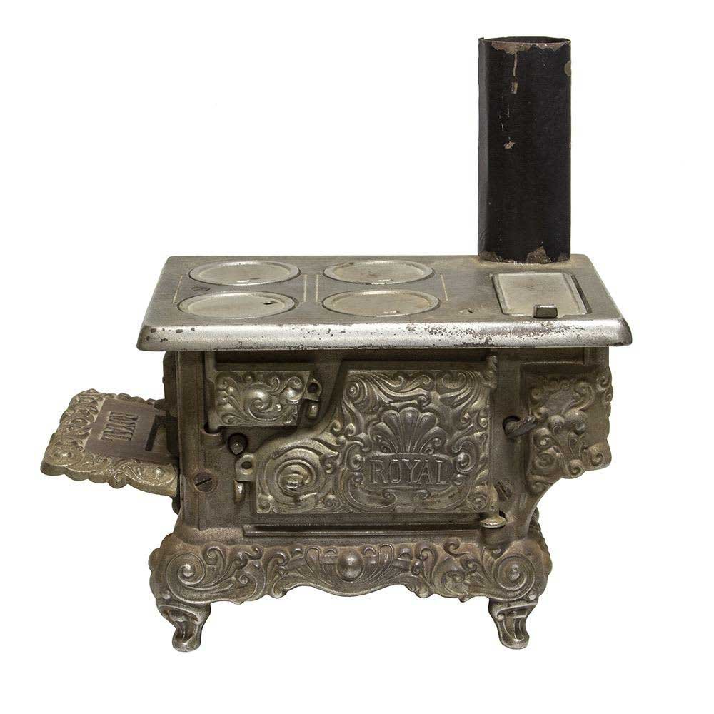 Traveling Salesman Stoves - Aurora Mills