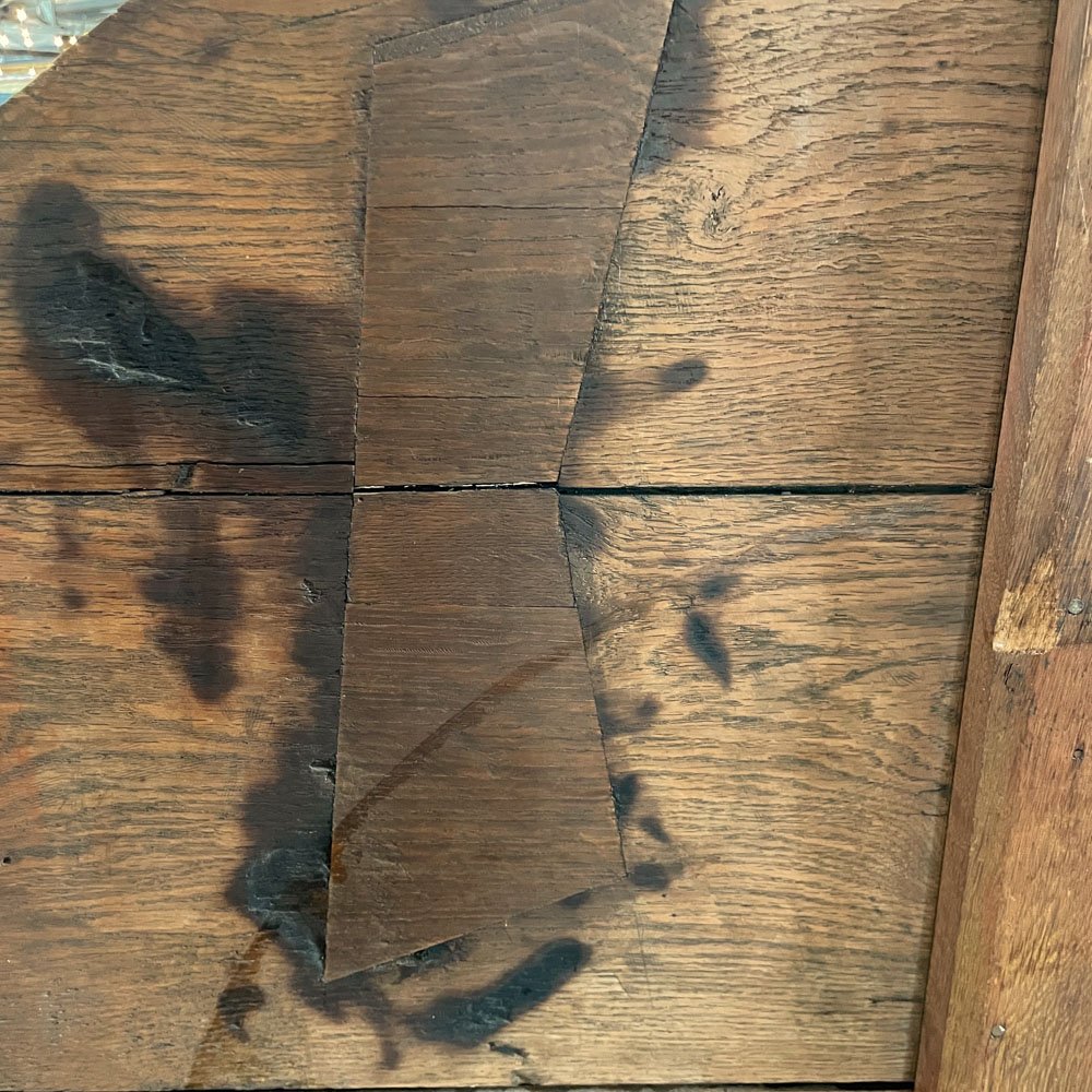 French Vineyard Folding Table - Aurora Mills