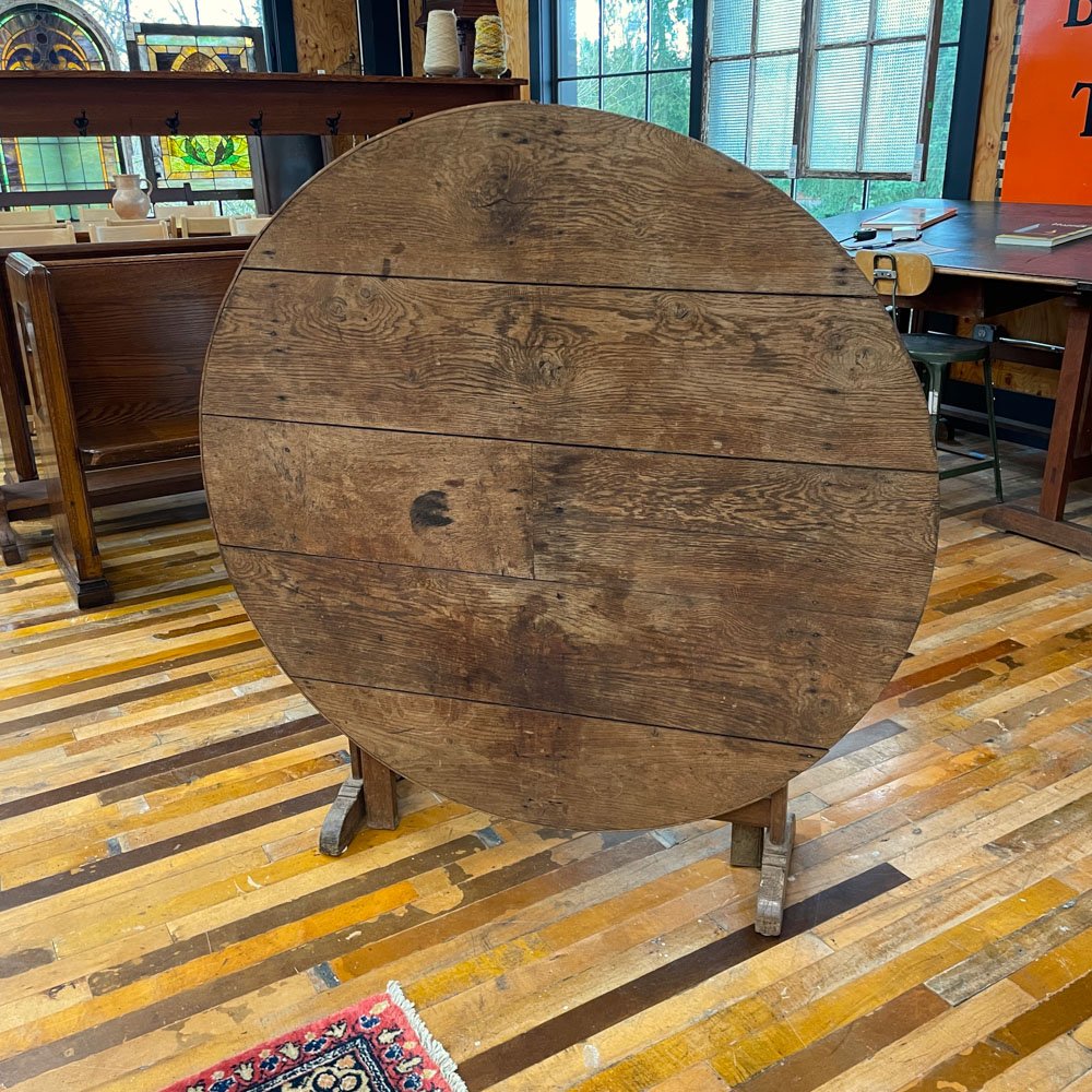 French Vineyard Folding Table - Aurora Mills