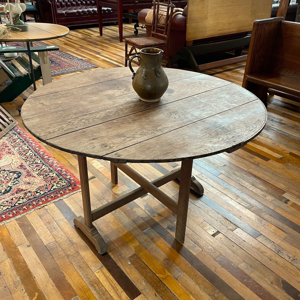 French Vineyard Folding Table - Aurora Mills