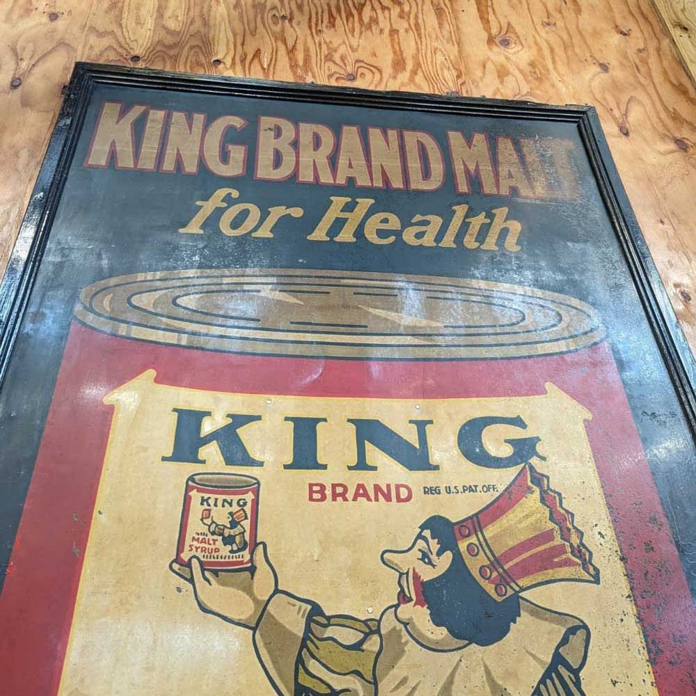 King Malt Sign - Aurora Mills