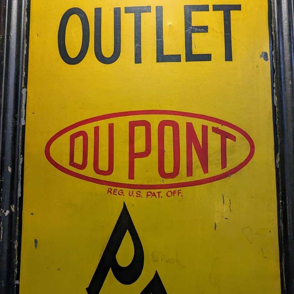 DuPont Paints and Varnishes Sign - Aurora Mills