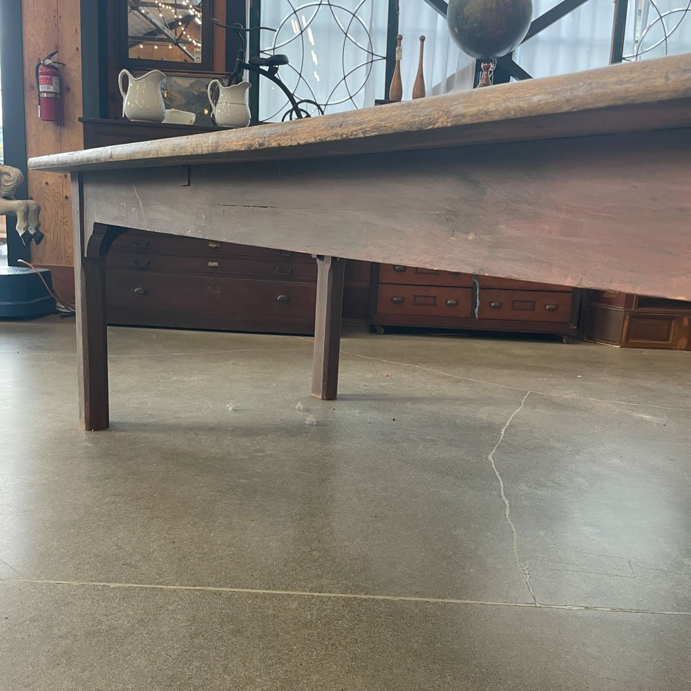 Early 1800s Shaker Style Dining Table - Aurora Mills