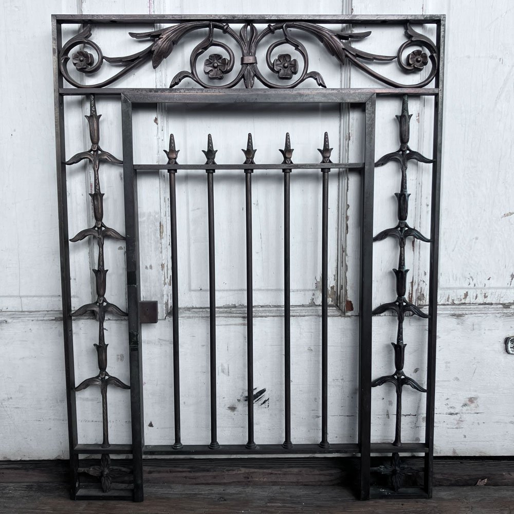 Bronze Bank Teller Gate - Aurora Mills