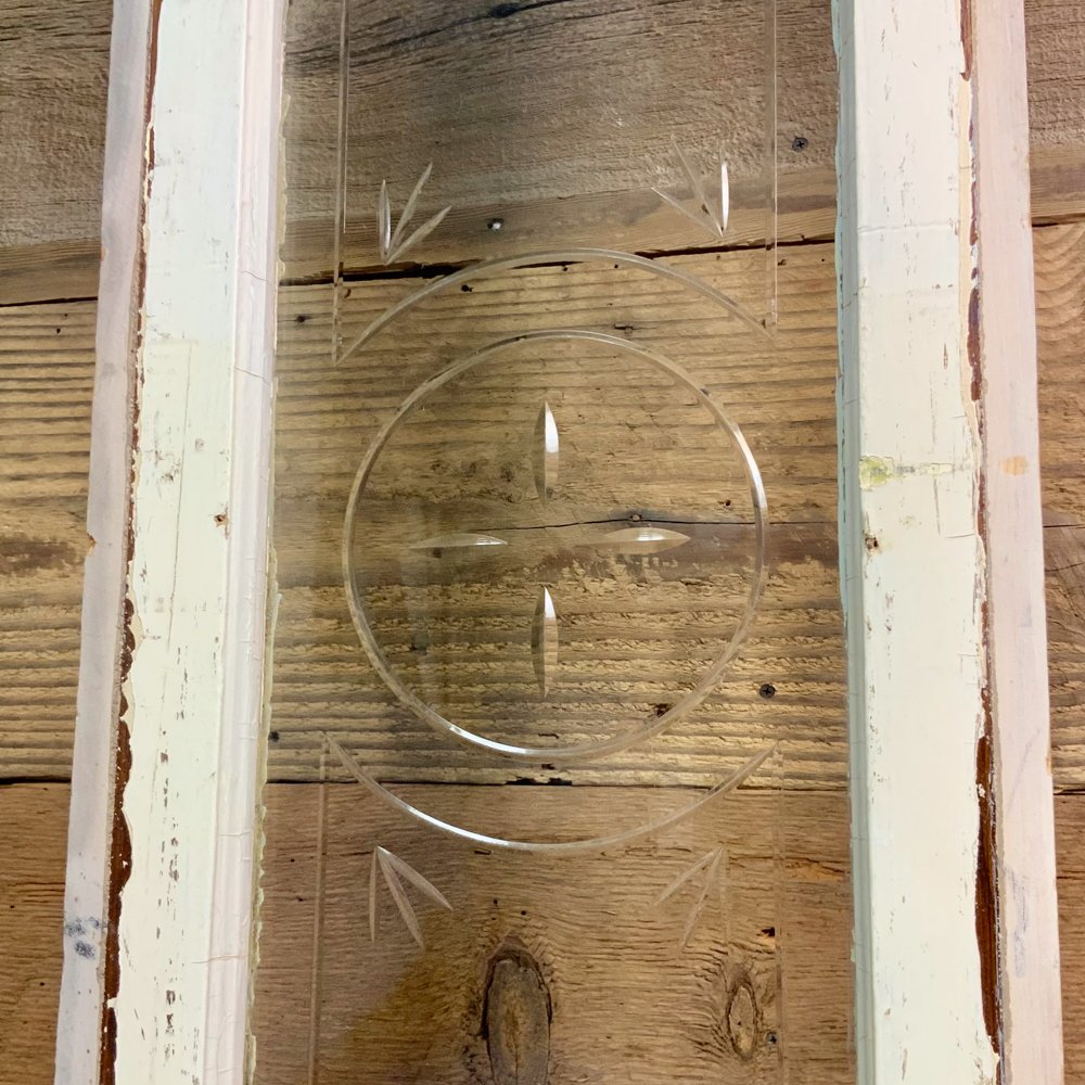 Curvy Wheel Cut Sidelight