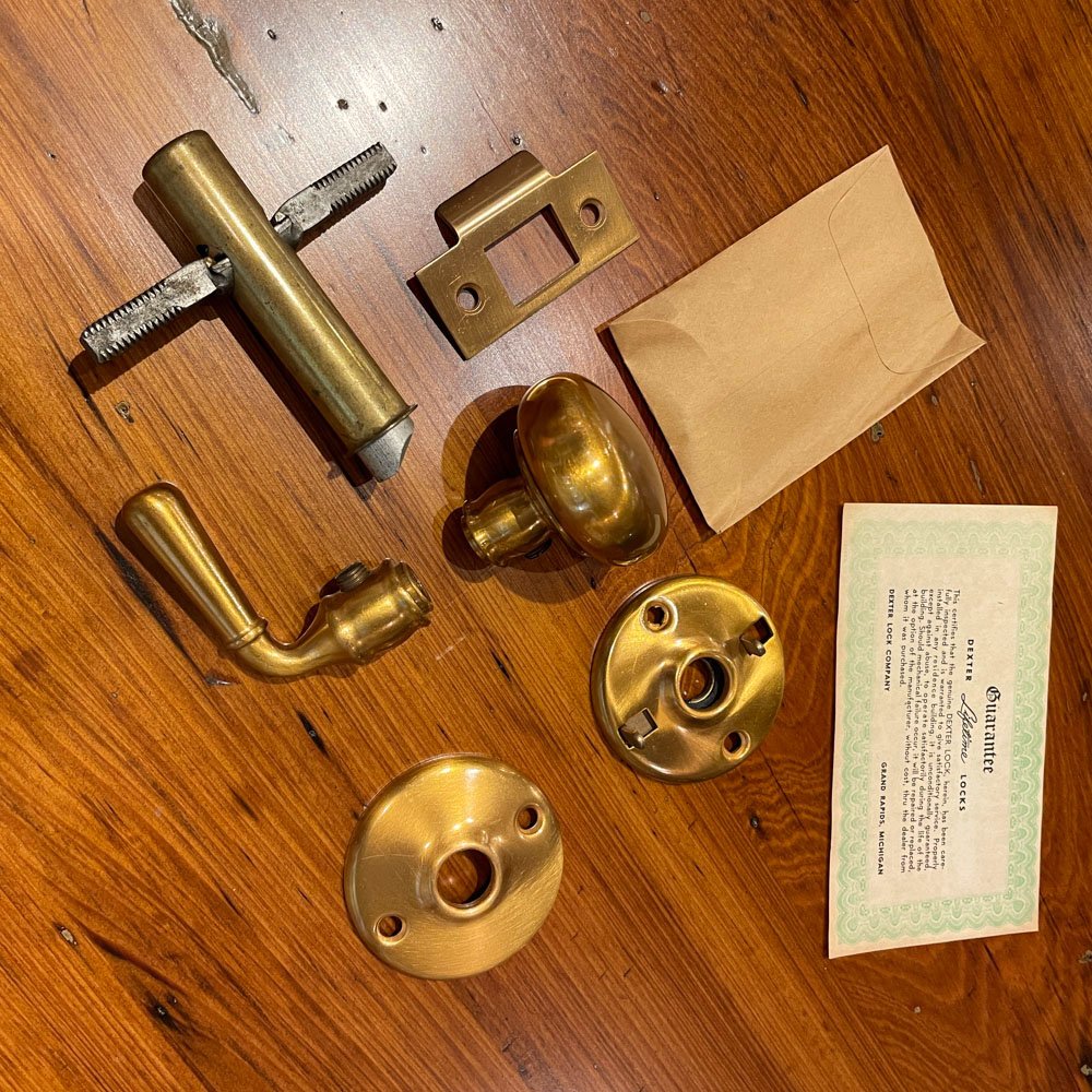 Dexter Lock Screen Door Passage with Lock and Combination Knob Set