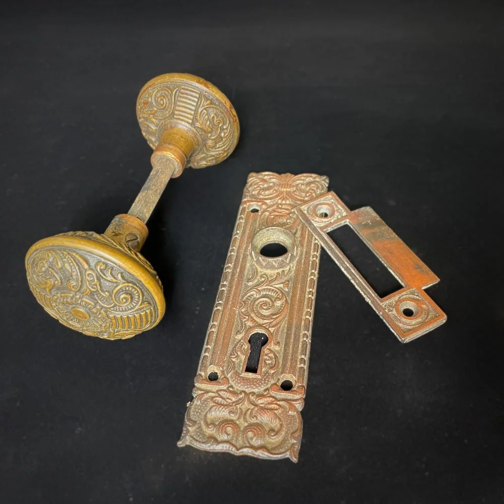 Portulaca Door Knob and Plate Set with Strike — Aurora Mills