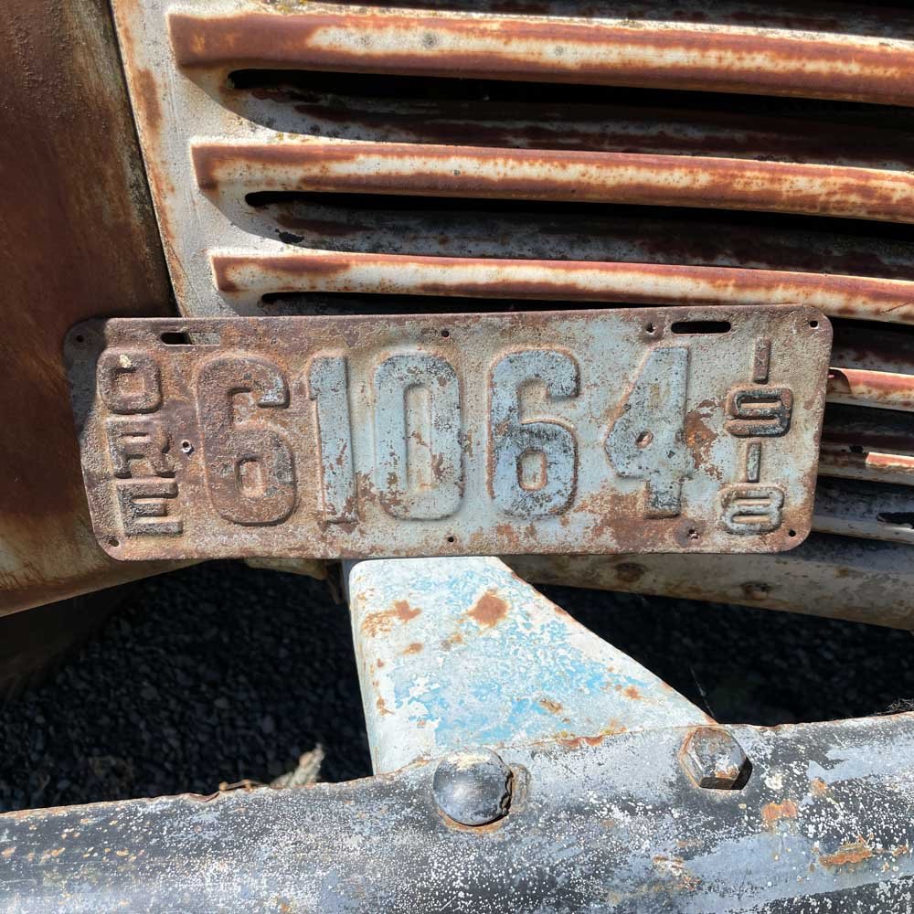 Vintage and Antique License Plates