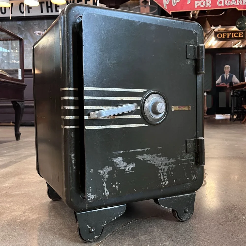 Art Deco Sentry Safe (working combination and key!) — Aurora Mills