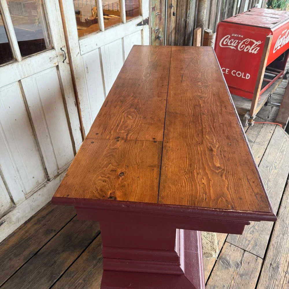 Burgundy Counter_15.jpeg