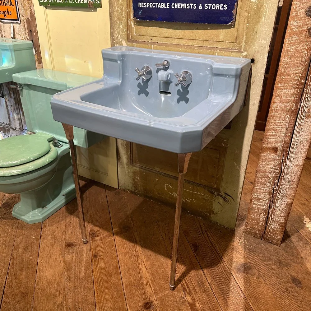 American Standard Console Sink \u0026 Tub Set — Aurora Mills, image size:1000x1000