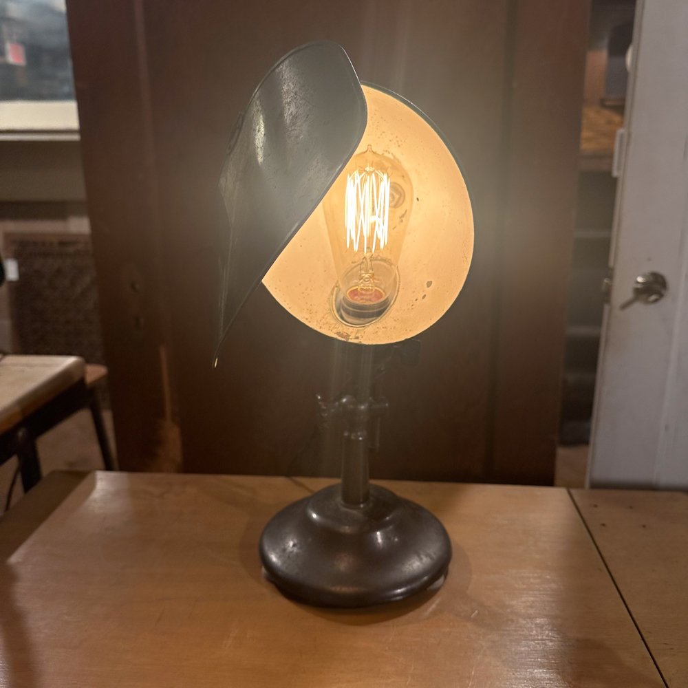 Lyhne Desk Lamp with Reflector