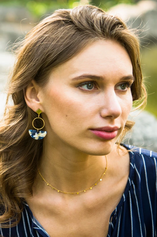 Evelyn gold drop necklace.PNG