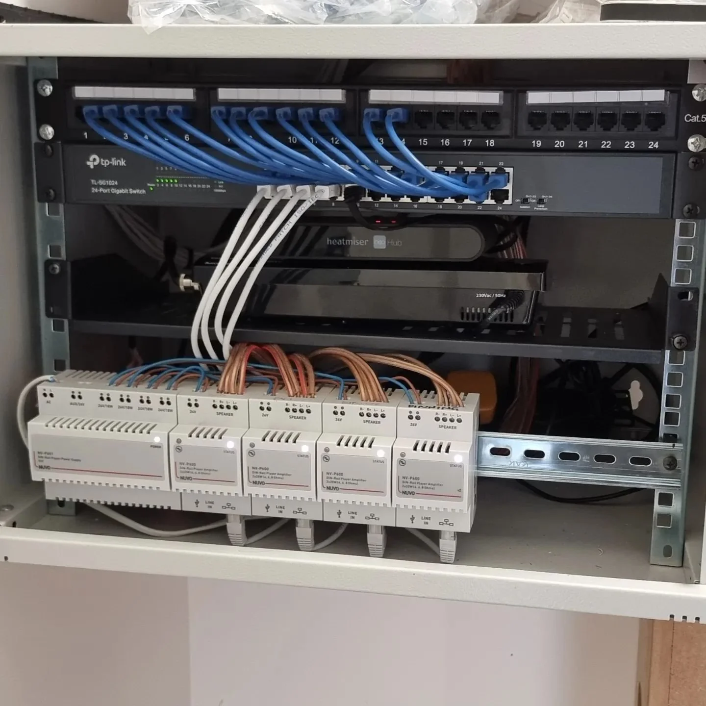 Residential work completed today, customer has recently moved into this property and needed some help with all the tech that had been installed but not finished by the previous owner. 

Data throughout the property terminated into a neat patch panel,