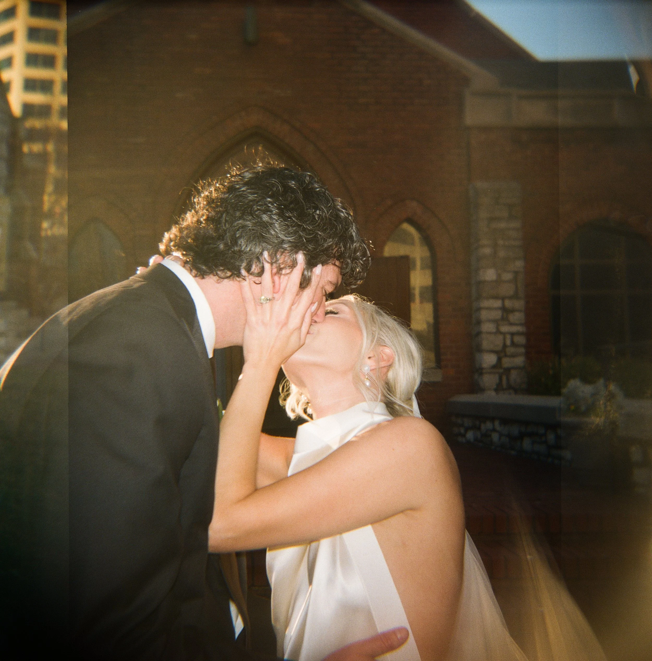 Caroline & Phillip Wedding FILM FINALS-1673.jpg