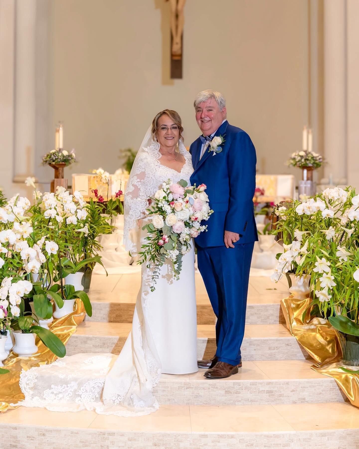 Congratulations David &amp; Adaileen, may God Bless you always! 💒🙏🏽❤️

#acevedophotography  #stjohncatholicchurch #grandmanor #justmarried❤️ #love #weddingday #spacecoastphotographers