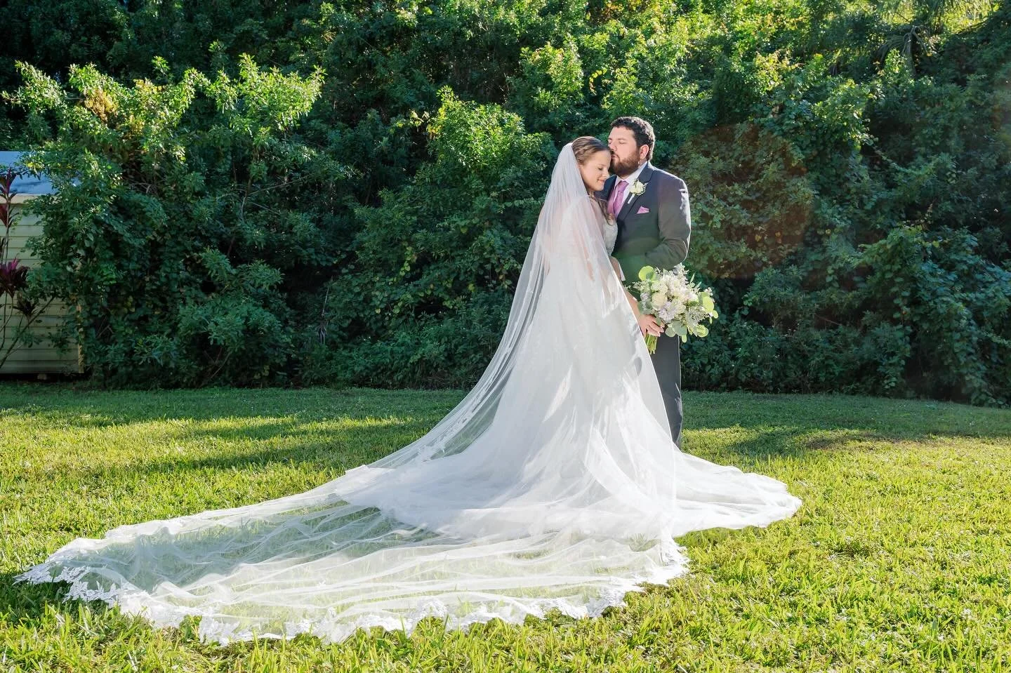 Carolyn + Cody 

We are happy to share highlights from this beautiful wedding celebration. A timeless day filled with love, elegance, and unforgettable 
moments. 

Venue@BayanEstate
Wedding Coordinator@Customcreationsforalloccasions
Photography@Aceve
