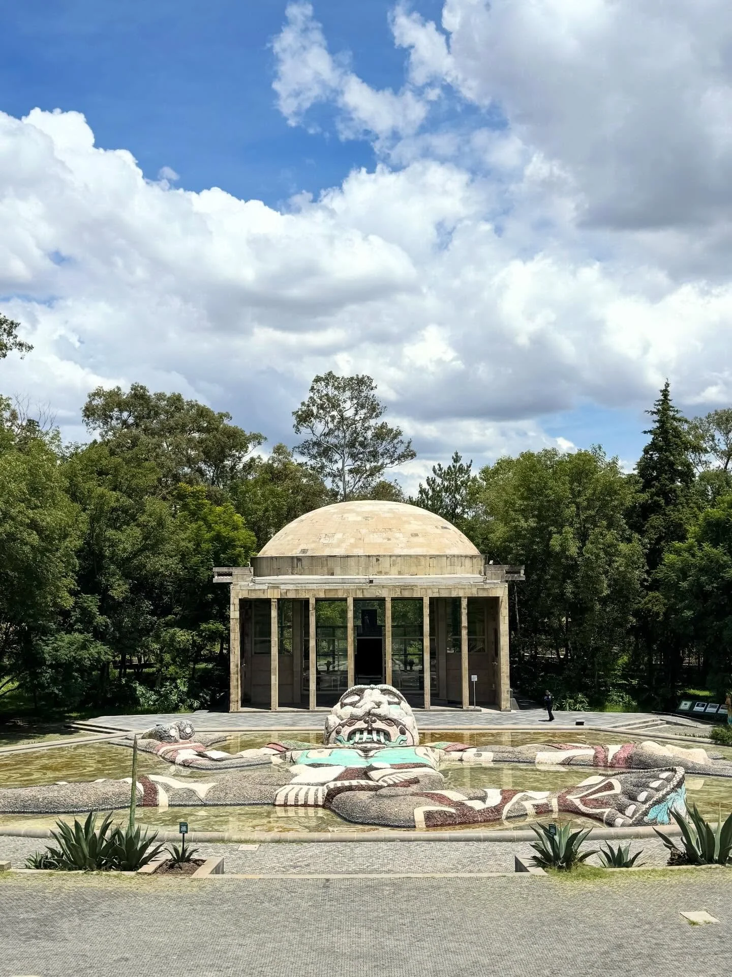 Thank you @stregismexicocity and @jauntmexico for the best introduction to CDMX! You have spoiled our little @foratravel family for life. The food, the tours, the culture, the unparalleled hospitality, the iconic champagne sabrage ritual and most imp