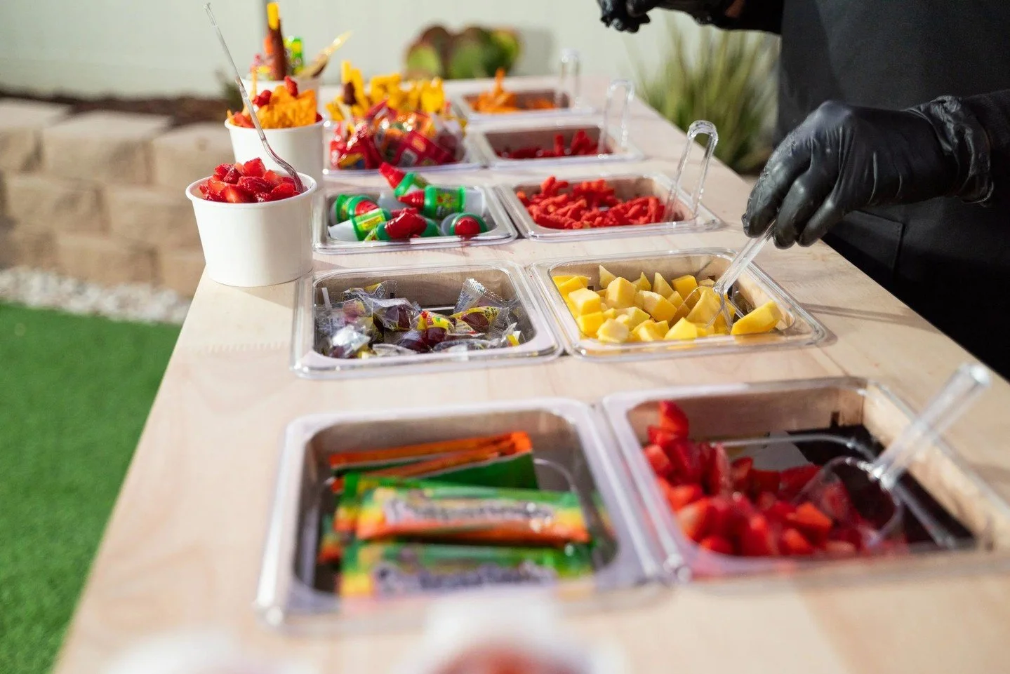 Snack bars make every party unforgettable! 🍓

See how our custom setups bring smiles and color to any celebration. Guests can&rsquo;t get enough of the fresh fruit and fun treats.

Ready to impress at your next event? Book your date now! 😋

Link in