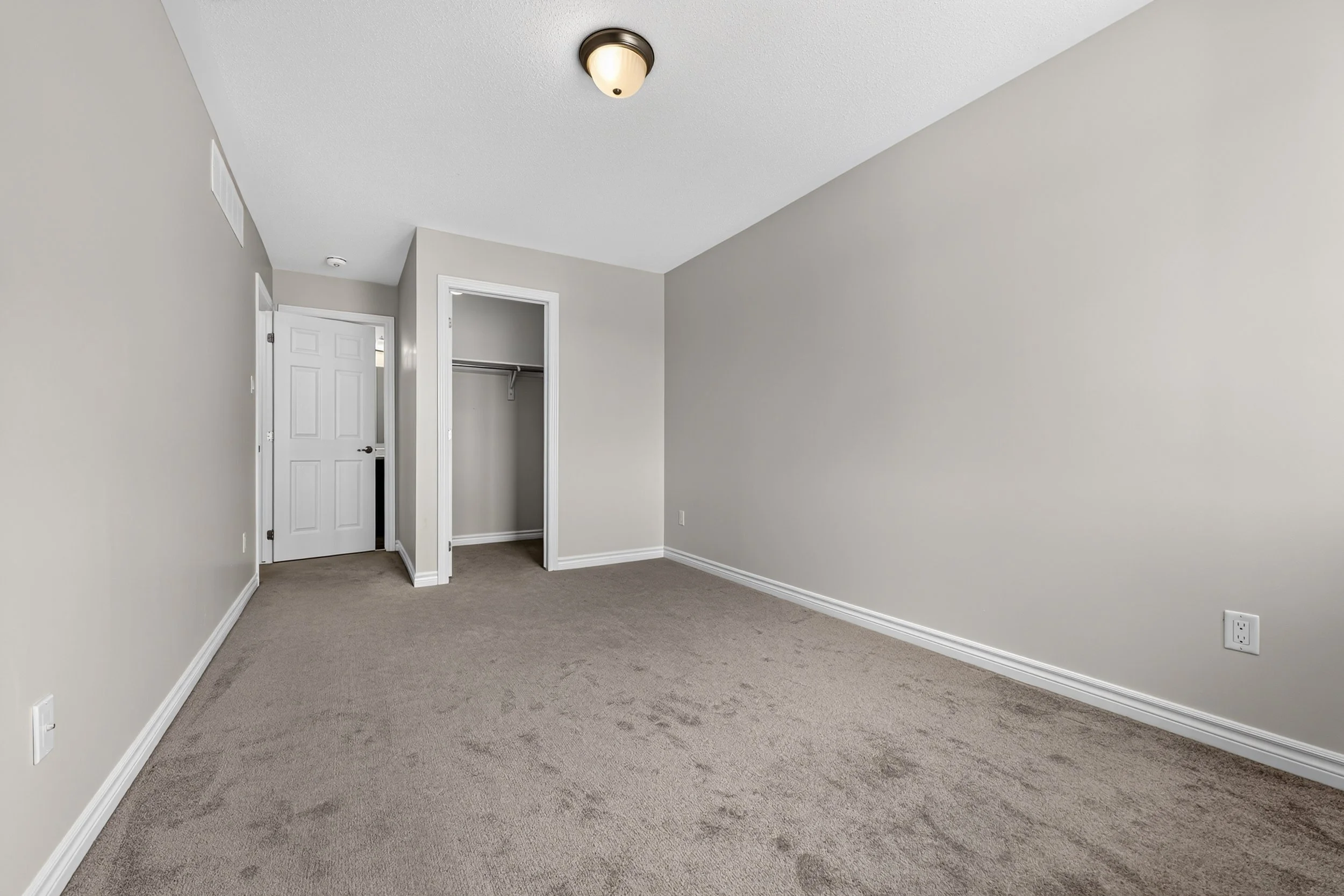 2250 Watercolours Wy., Ottawa, Ontario, K2J 6R2