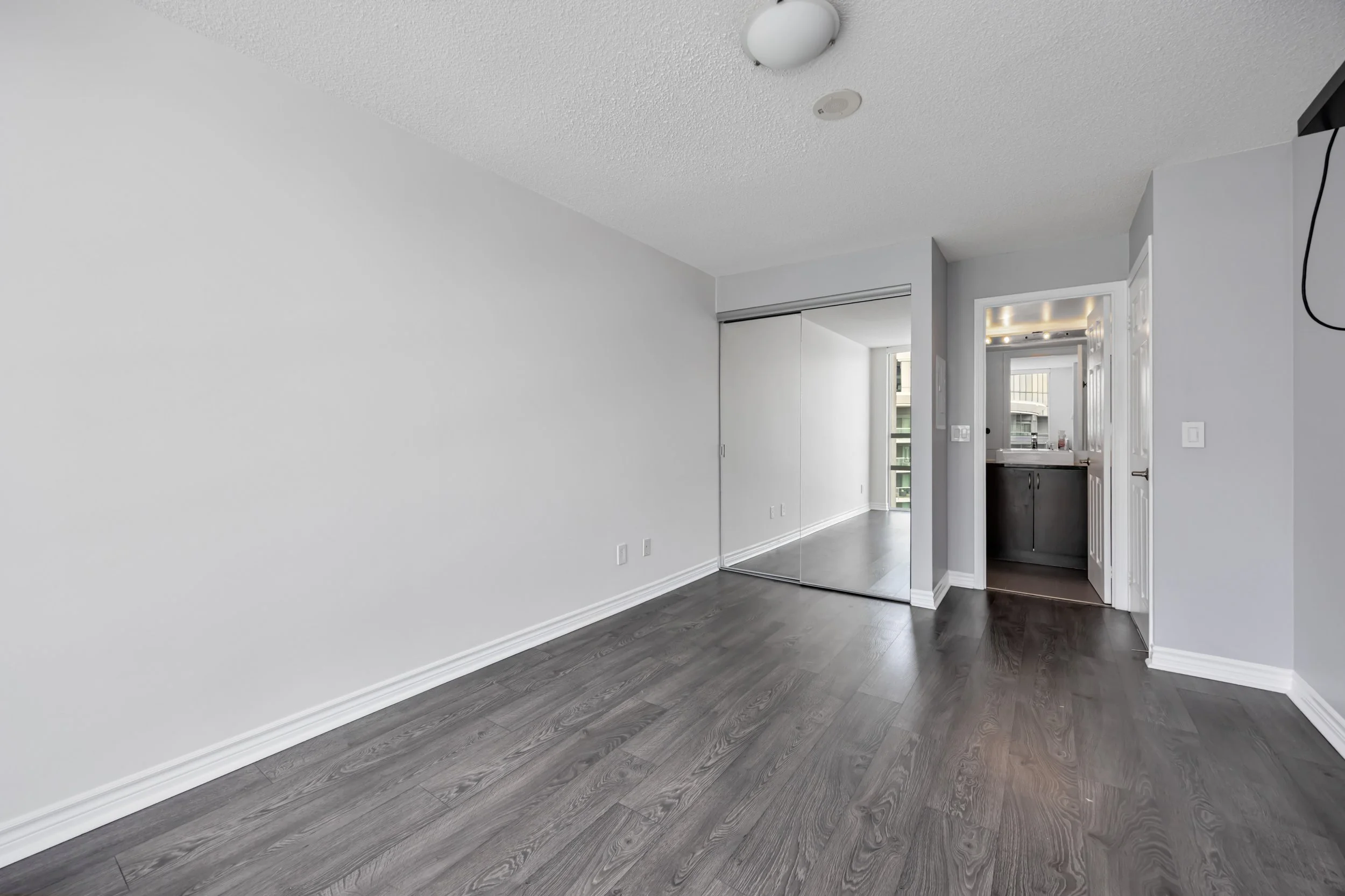 PH2-19 Grand Trunk Crescent