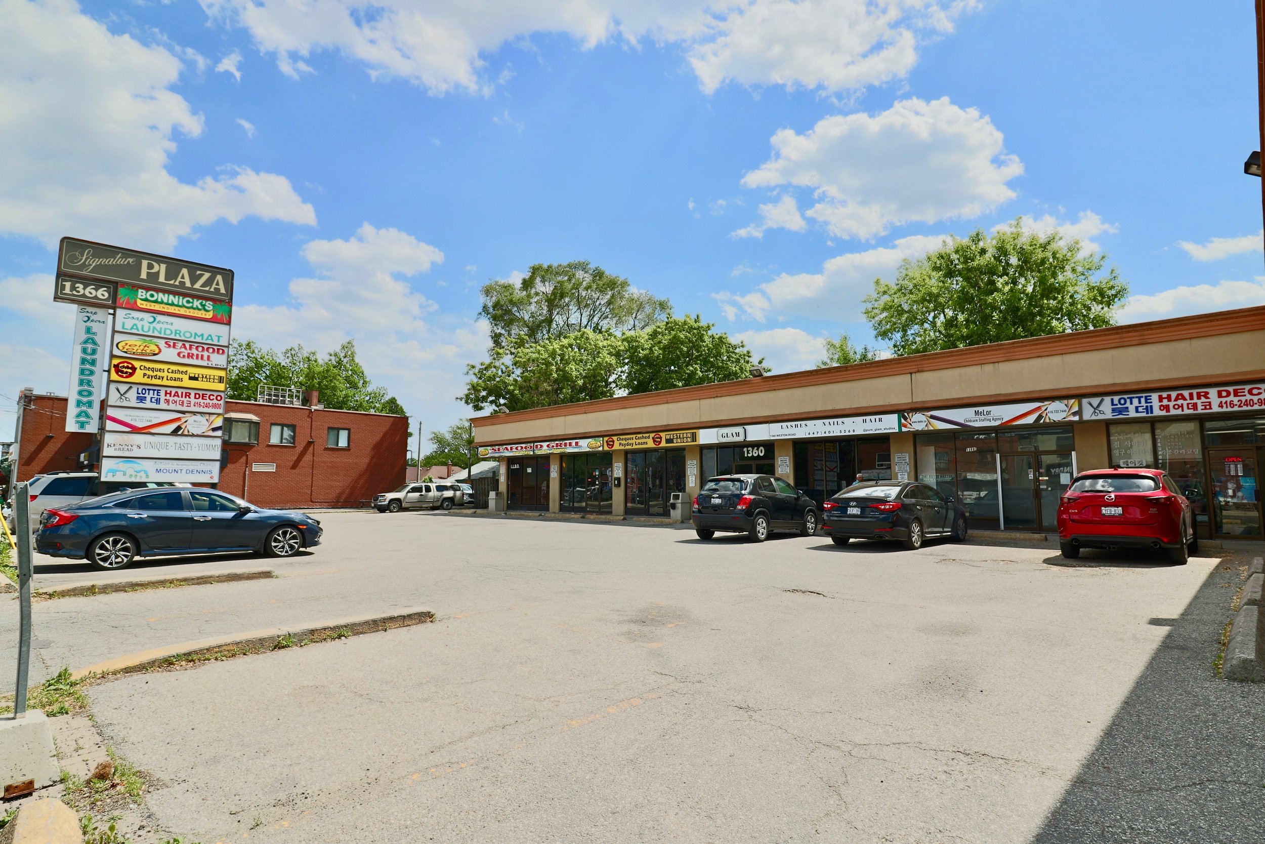 1370 Weston Road