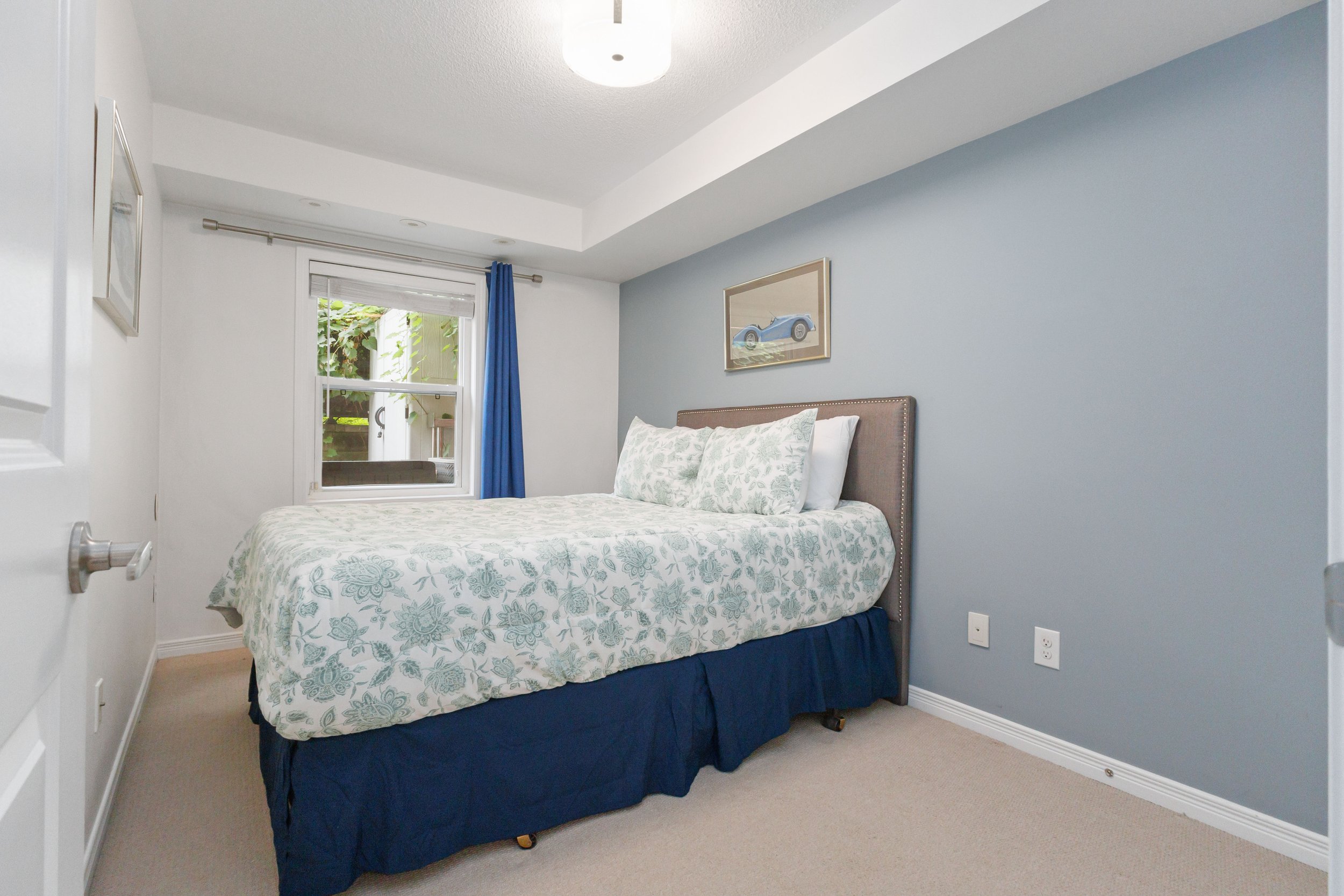 8-11 Frances Loring Lane