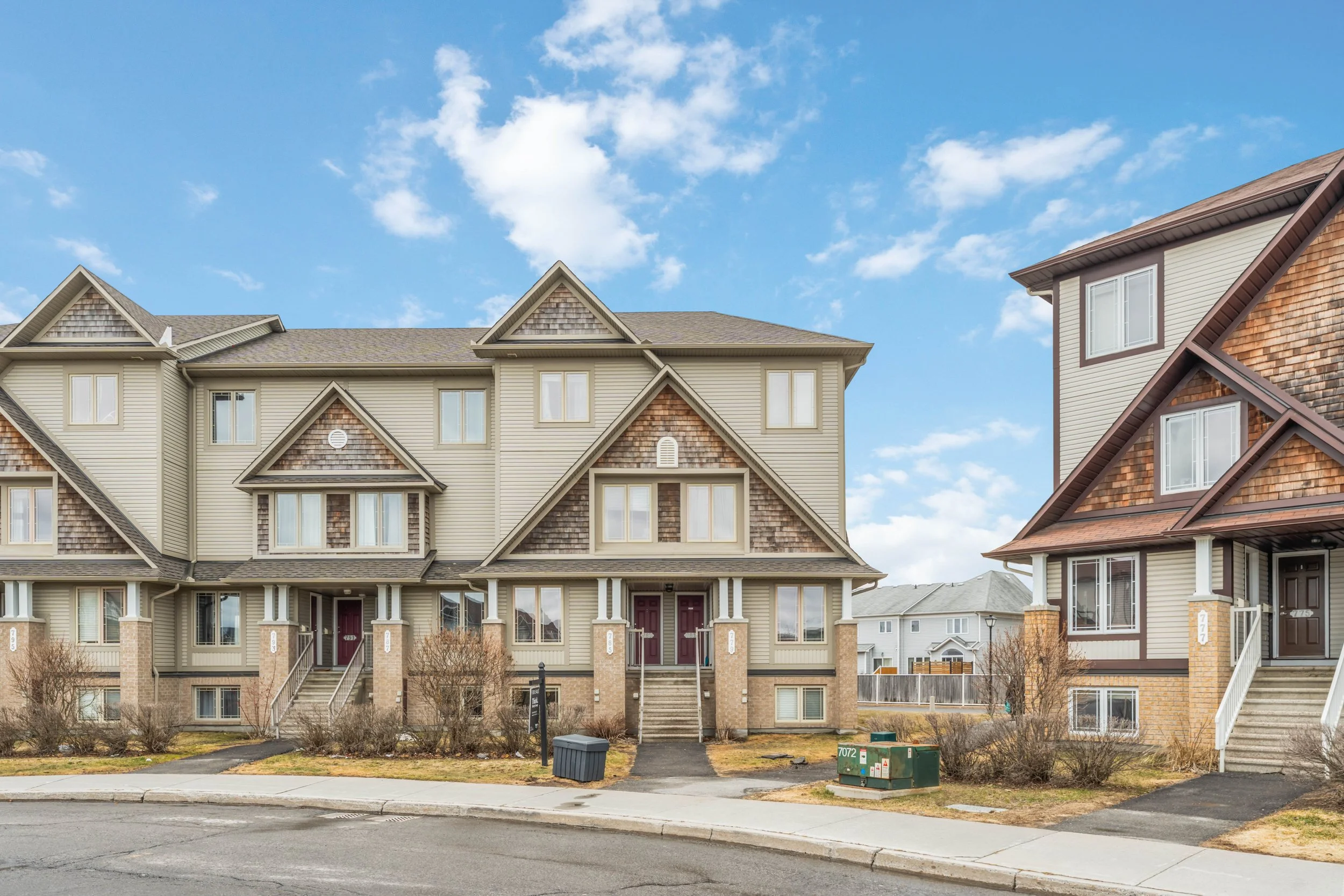 785 Lakeridge Drive, Orleans, Ontario, K4A 0N4