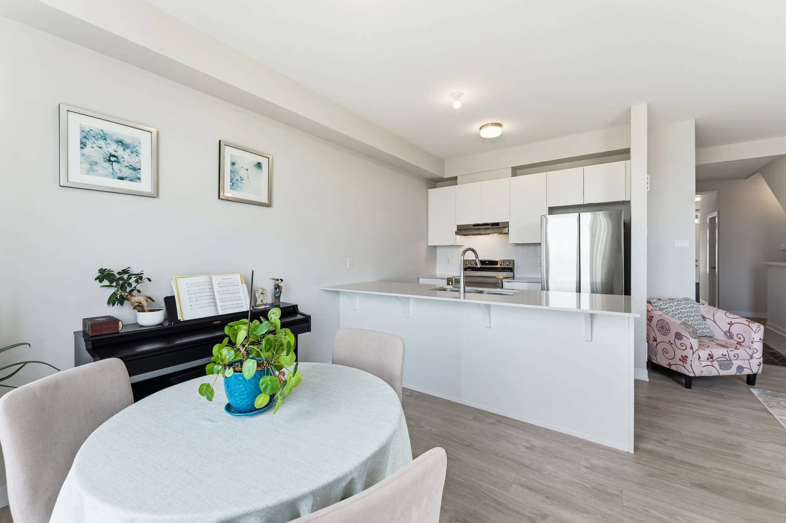 859 Andesite Terrace, Ottawa, Ontario, K2J 7H5