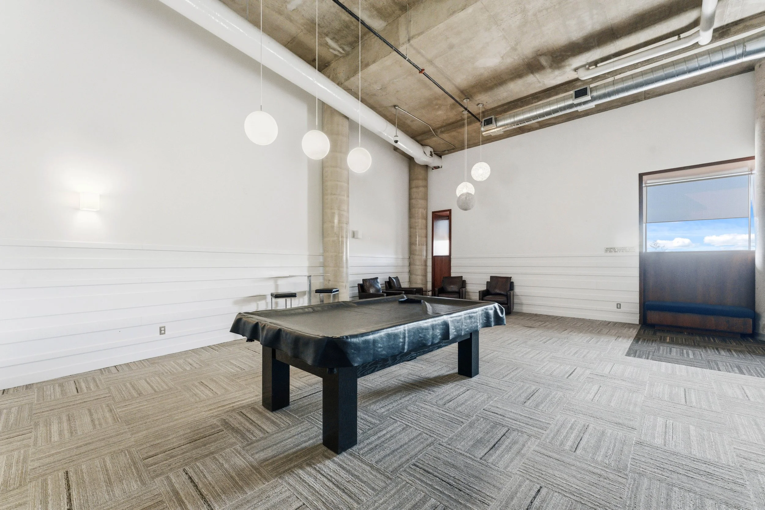 431-349 McLeod Street