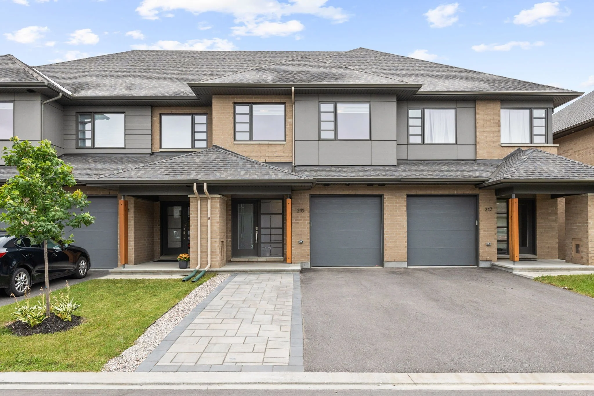 215 Pisces Terrace, Ottawa, Ontario, K1T 0S8