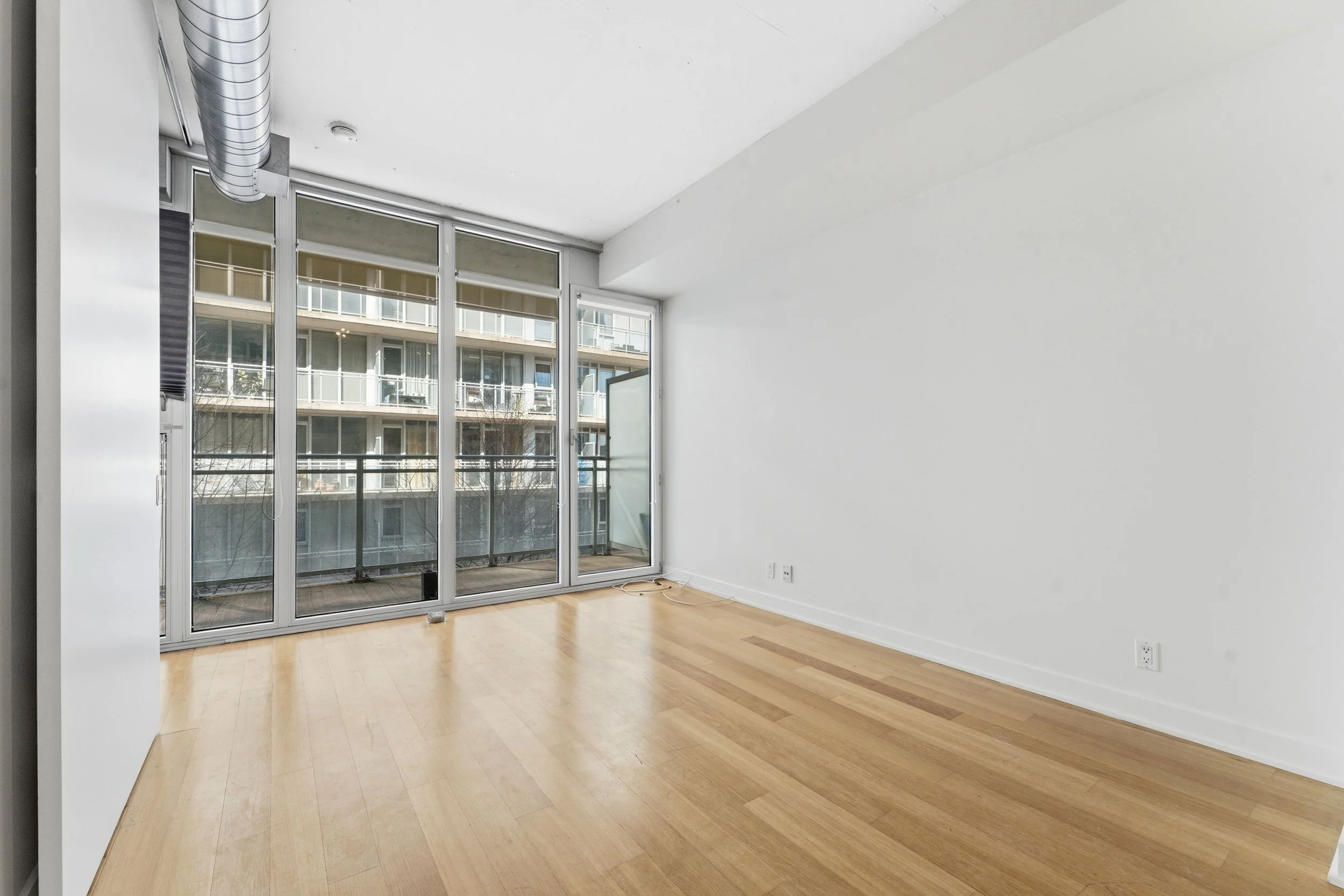 431-349 McLeod Street