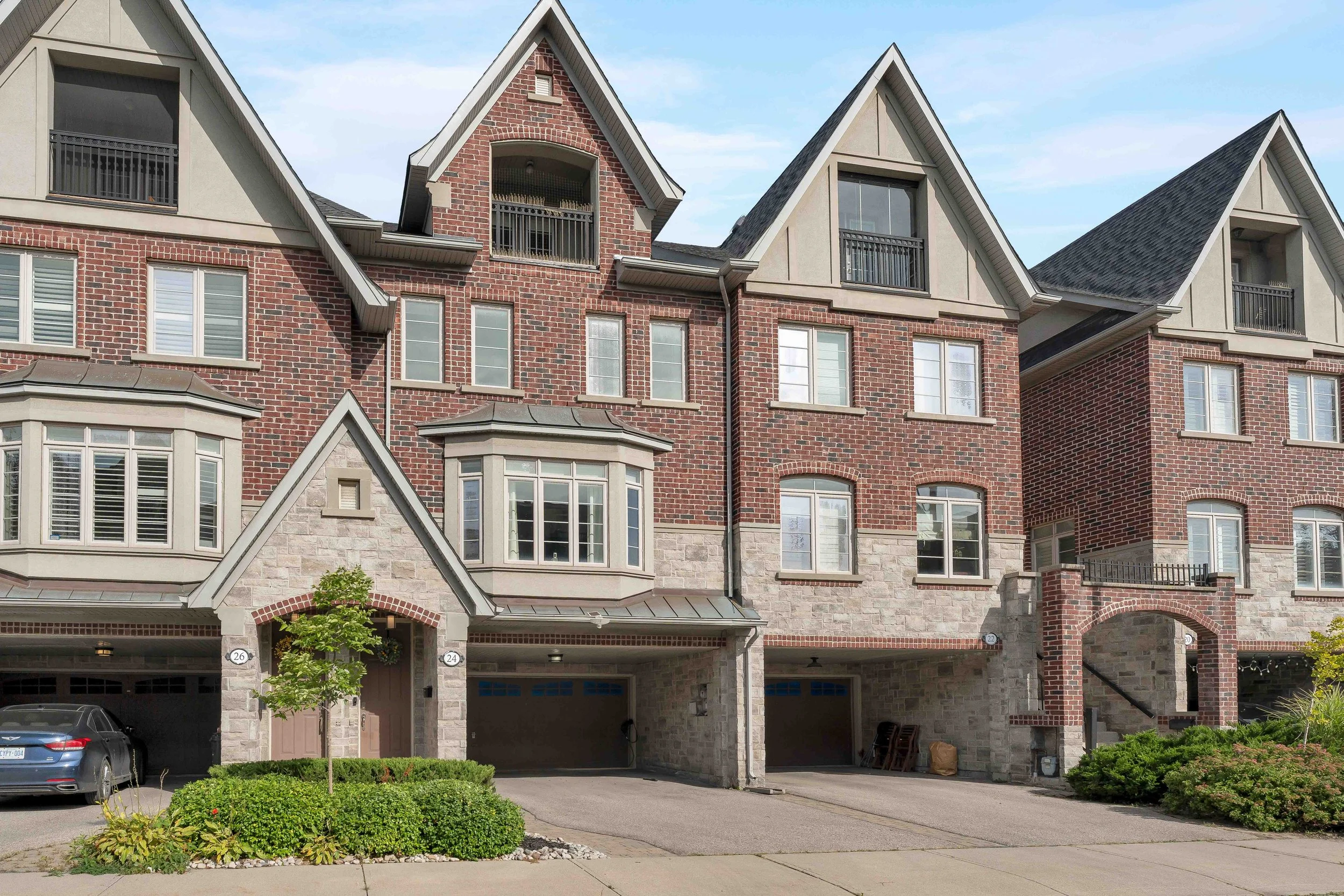 24 Gala Lane, Toronto, Ontario, M8Y 0A9 