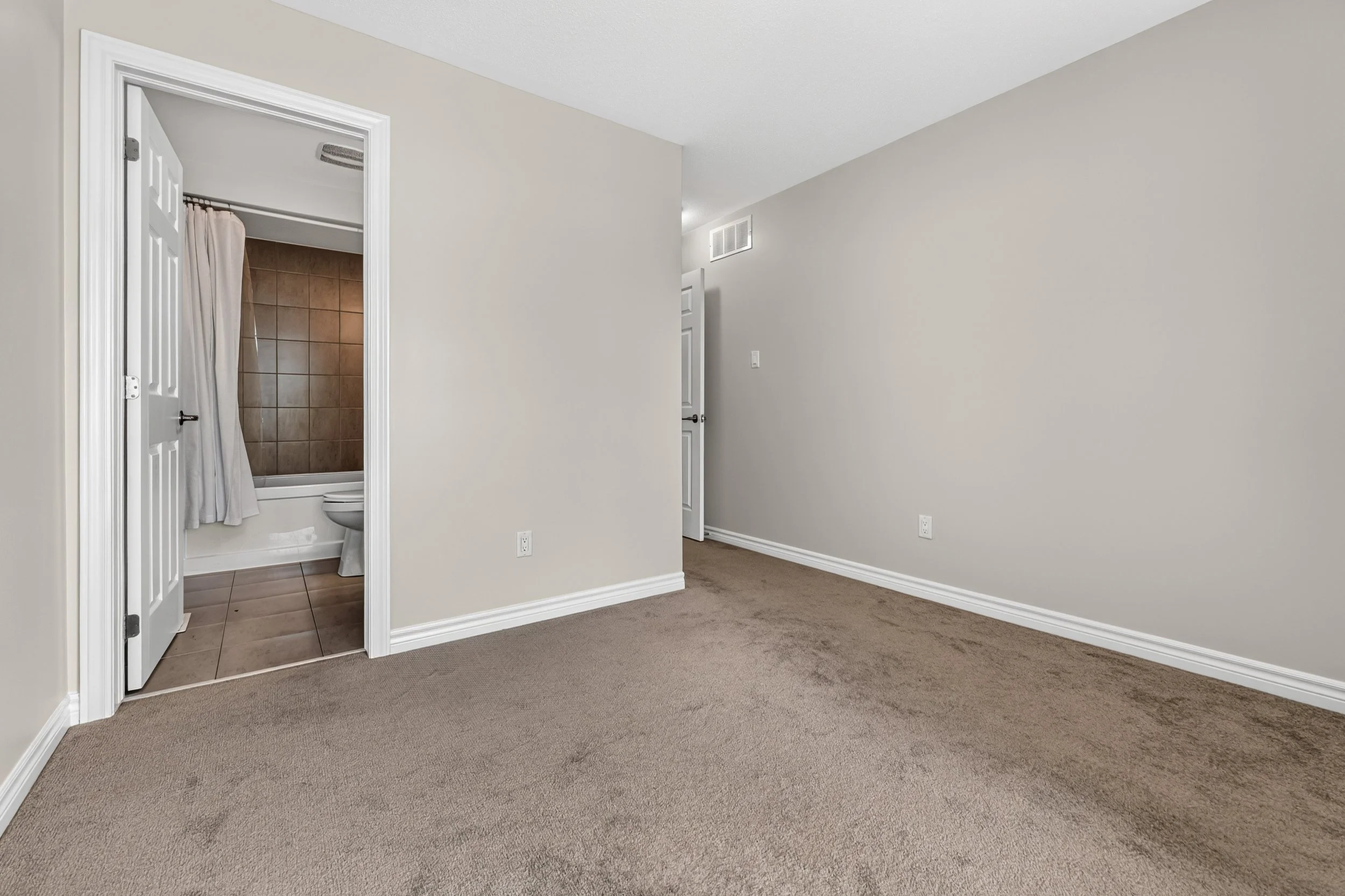 2250 Watercolours Wy., Ottawa, Ontario, K2J 6R2