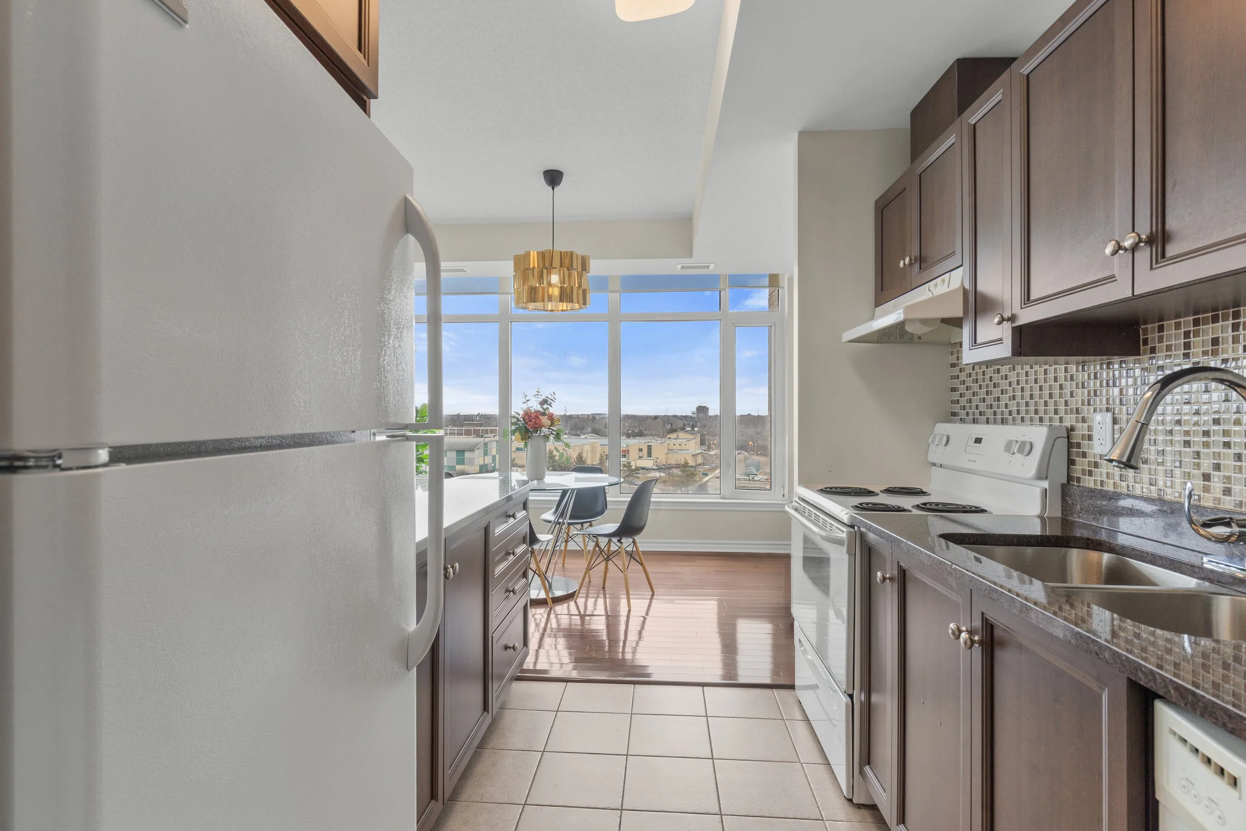 802-100 Roger Guindon Avenue