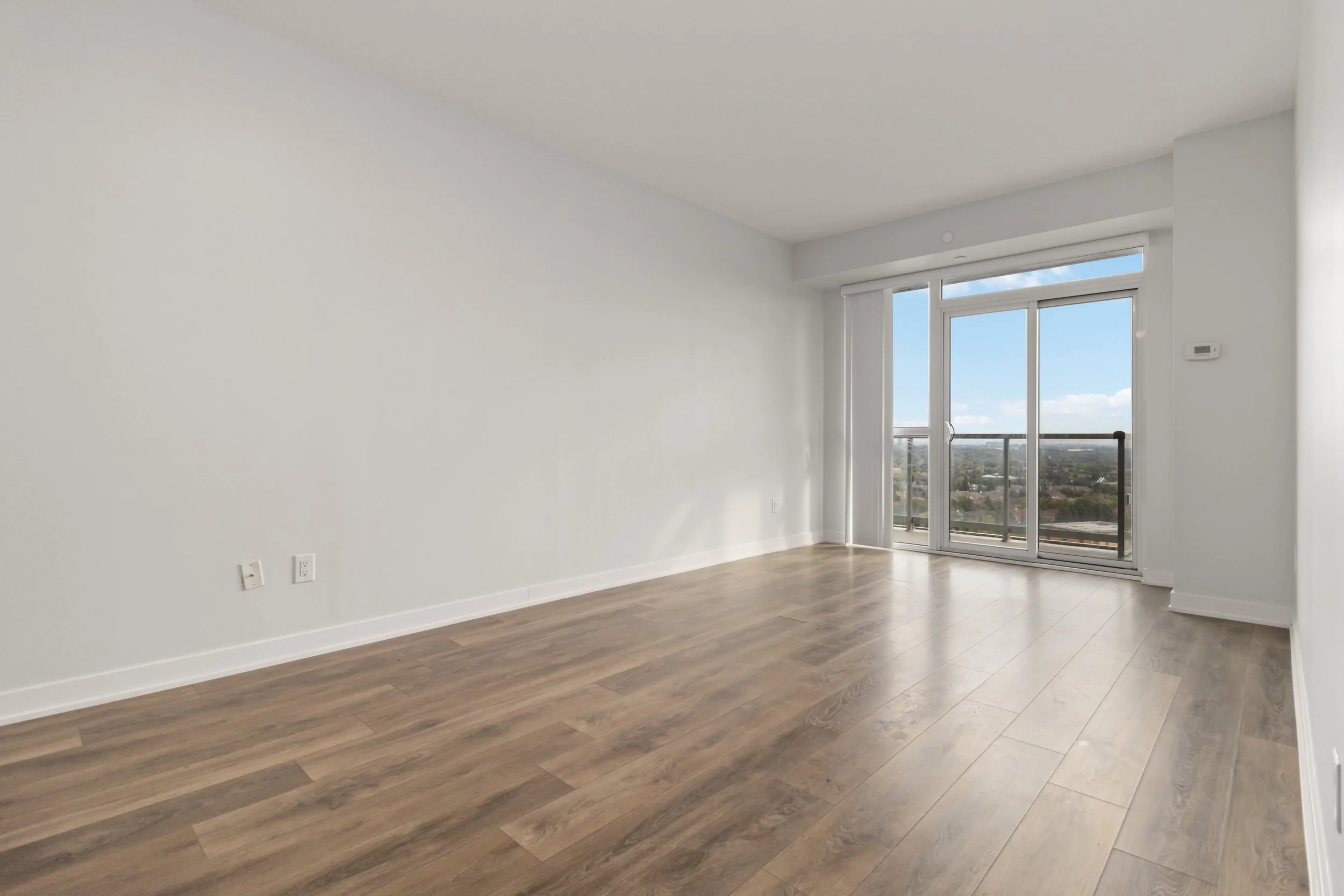 1606-4633 Glen Erin Drive