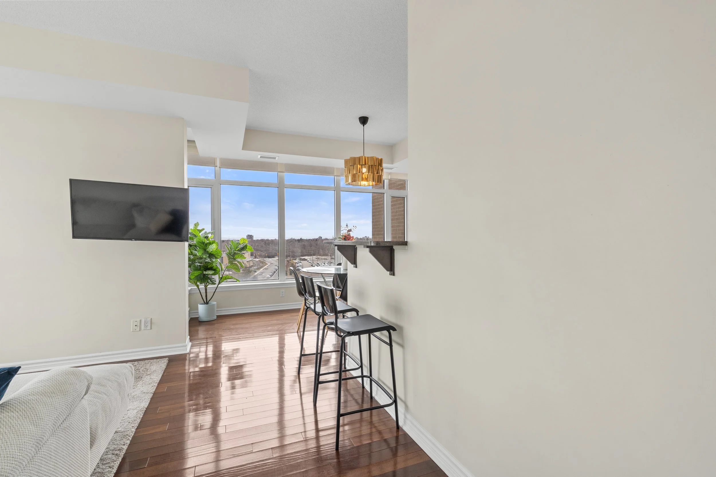 802-100 Roger Guindon Avenue