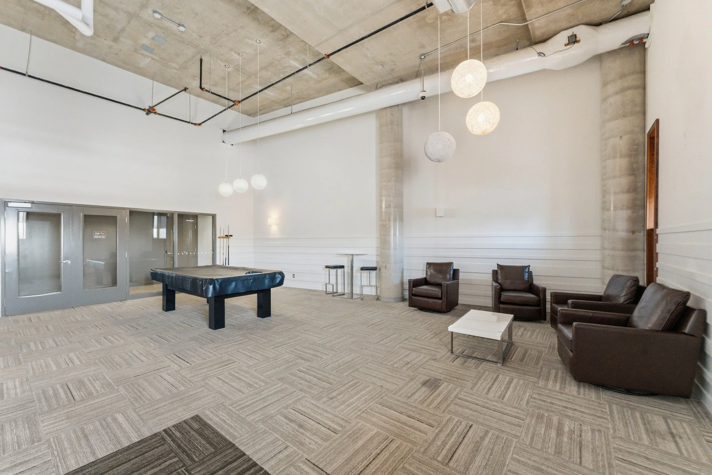 431-349 McLeod Street