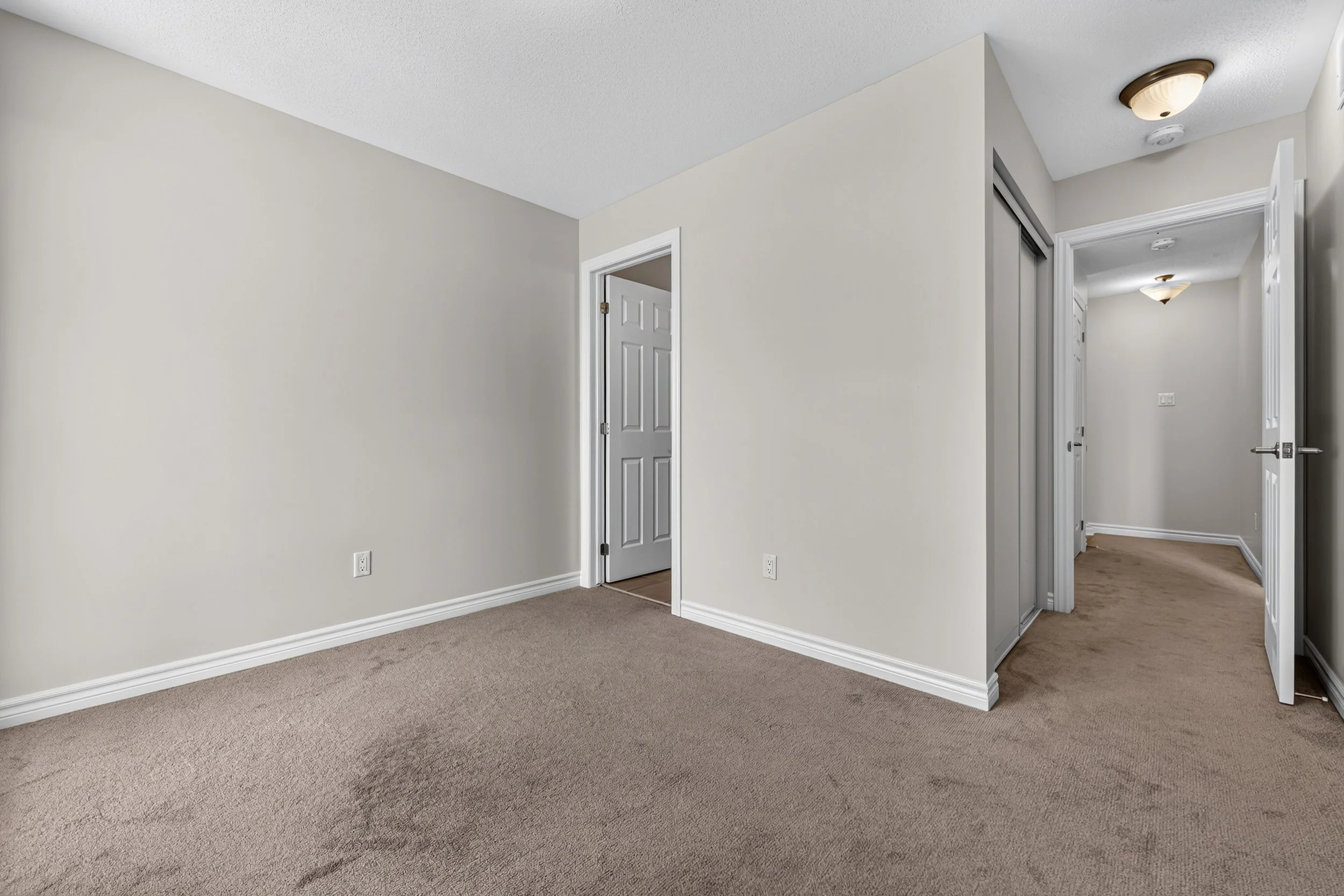 2250 Watercolours Wy., Ottawa, Ontario, K2J 6R2