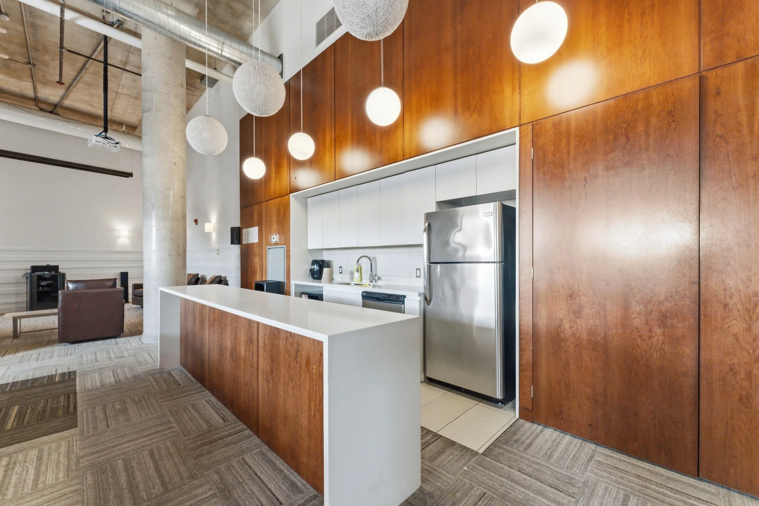 431-349 McLeod Street